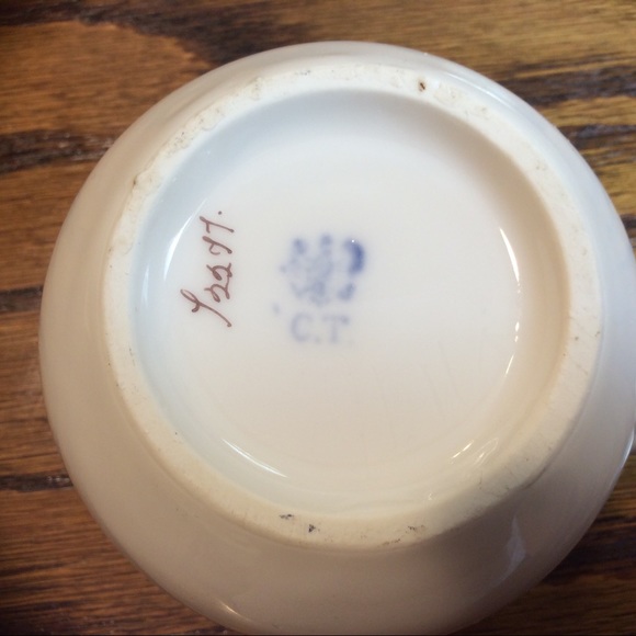 Remember Me
Carl Tielsch
Mustache Cup - Picture 5 of 5